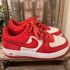 Nike GS Air Force 1 Low 2024 Valentine’s Day FZ3552-612 Size 2.5Y